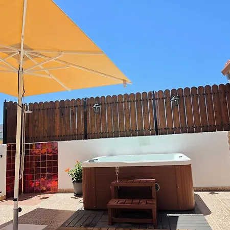 Hébergement de vacances Casa Amelia - Con De Hidromasaje