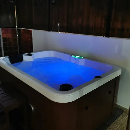 Casa Amelia - Exclusiva Con Jacuzzi En Telde