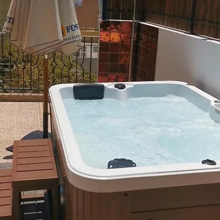 Casa Amelia - Exclusiva Con Jacuzzi En Telde
