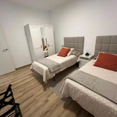 Casa Amelia - Exclusiva Con Jacuzzi En Telde Ferienhaus